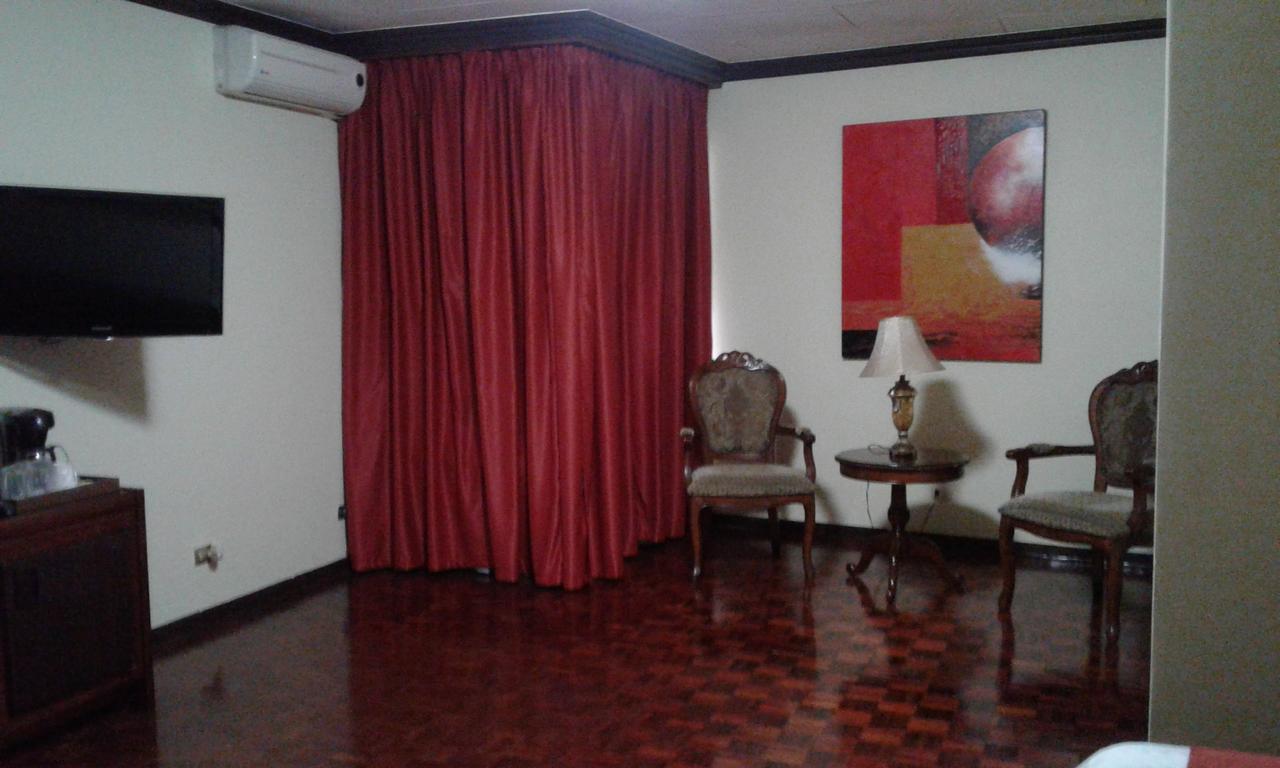 Hotel Villa Tournon サンホセ エクステリア 写真