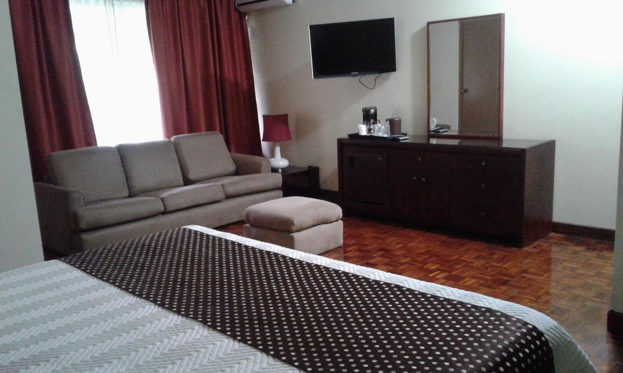 Hotel Villa Tournon サンホセ エクステリア 写真
